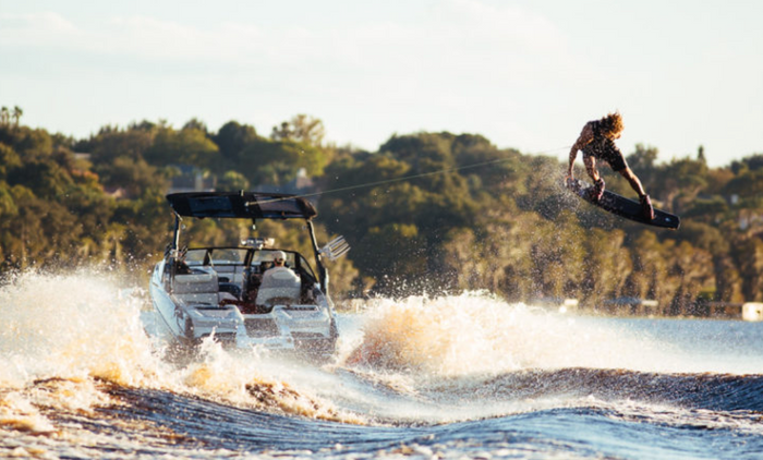 How To Size a Wakeboard