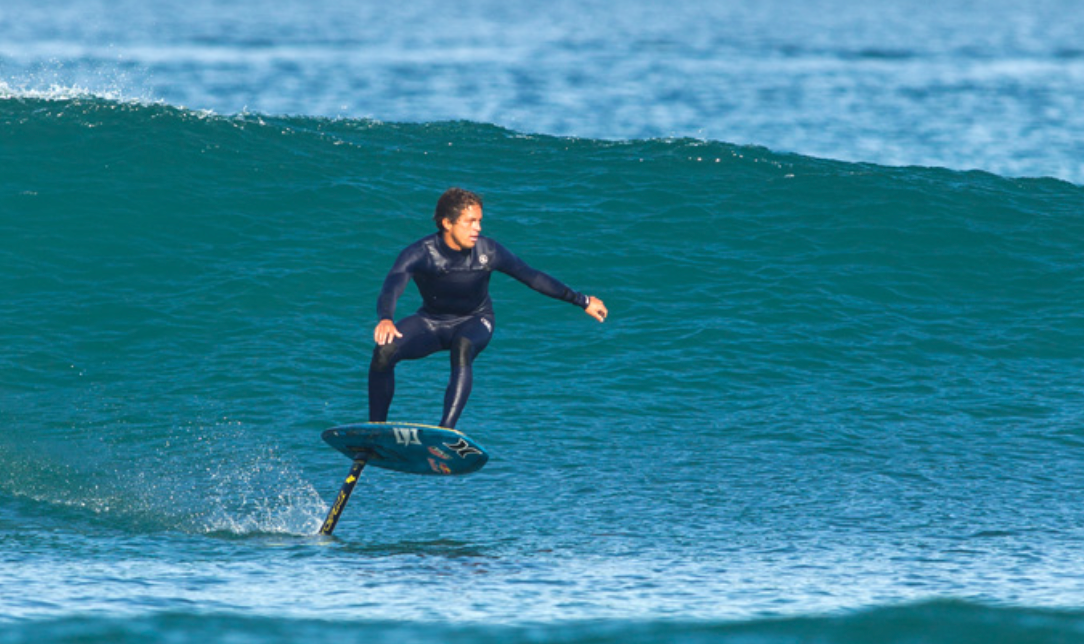 3 Ways to Try Out Foil Surfing: Summer's Hottest Trend on the Water - Marin  Magazine