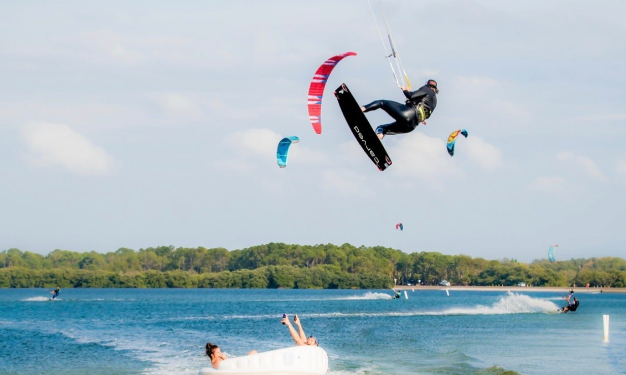 Where Can I Find Kitesurfing Lessons in St. Petersburg?