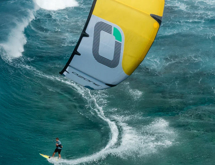 Wave riding in Florida with the Ozone Reo V7