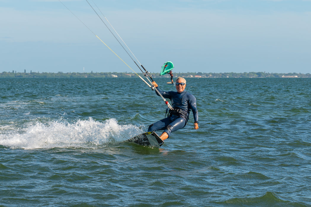 Learn to enjoy kiteboarding on Tampa Bay