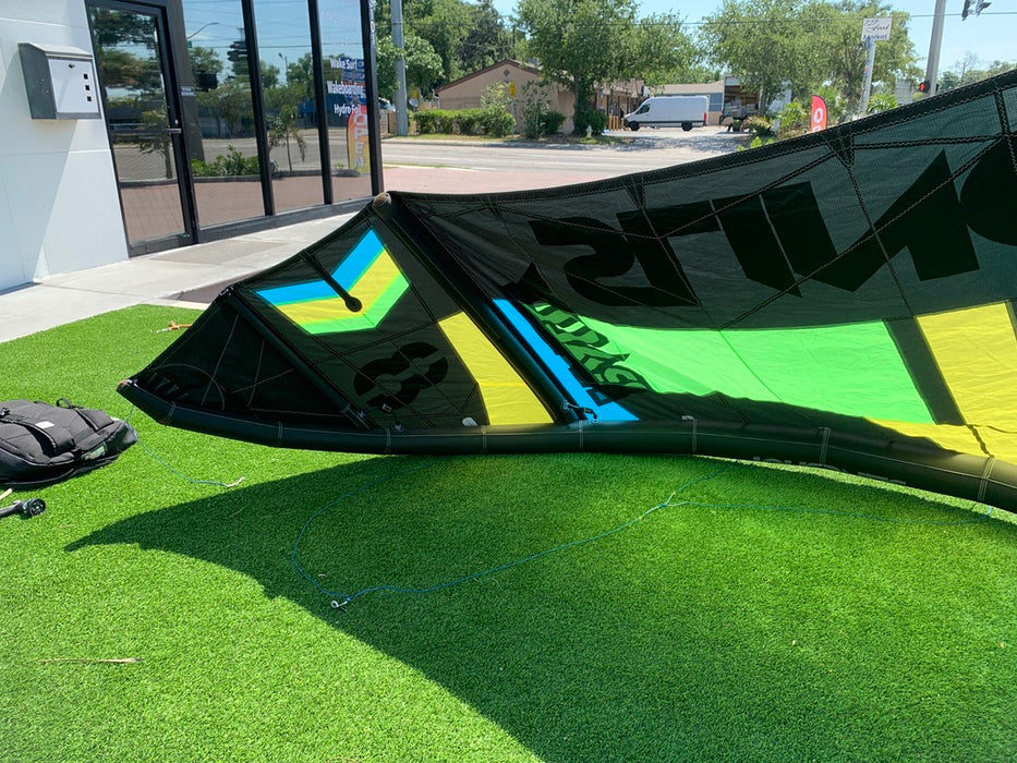 2016 Slingshot Rally 8m Used