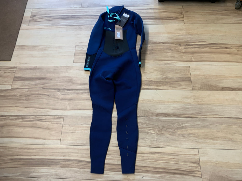 Mystic Brand 3/2mm Women’s Fullsuit – Back Zip – Small (Blemish Deal)