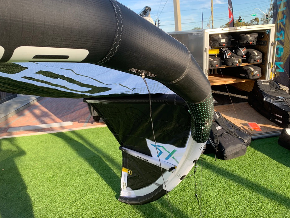 CORE XR8 7.0 BLACK/BLACK Demo T26