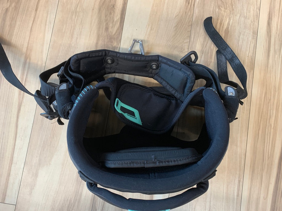 Ion Vega Seat Harness M Used
