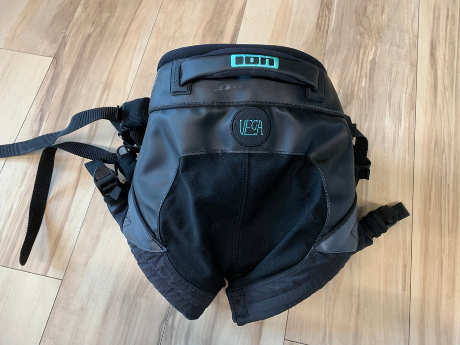 Ion Vega Seat Harness M Used