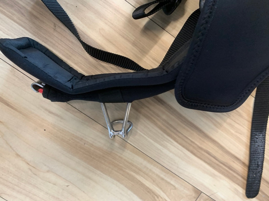 Ion Vega Seat Harness M Used