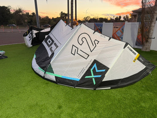 CORE XR8 12.0 WHITE/BLACK Demo T26