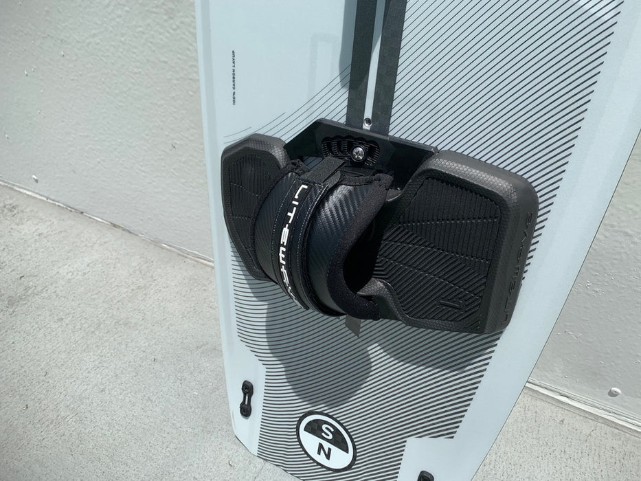 2024 North Atmos Pro Carbon 138 demo W/Straps