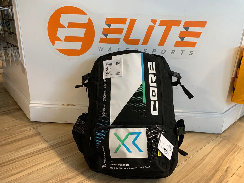 CORE XR8 8.0 WHITE/BLACK Demo T26