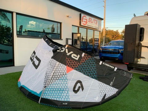 PACE (9.0, White/Black) Demo T26