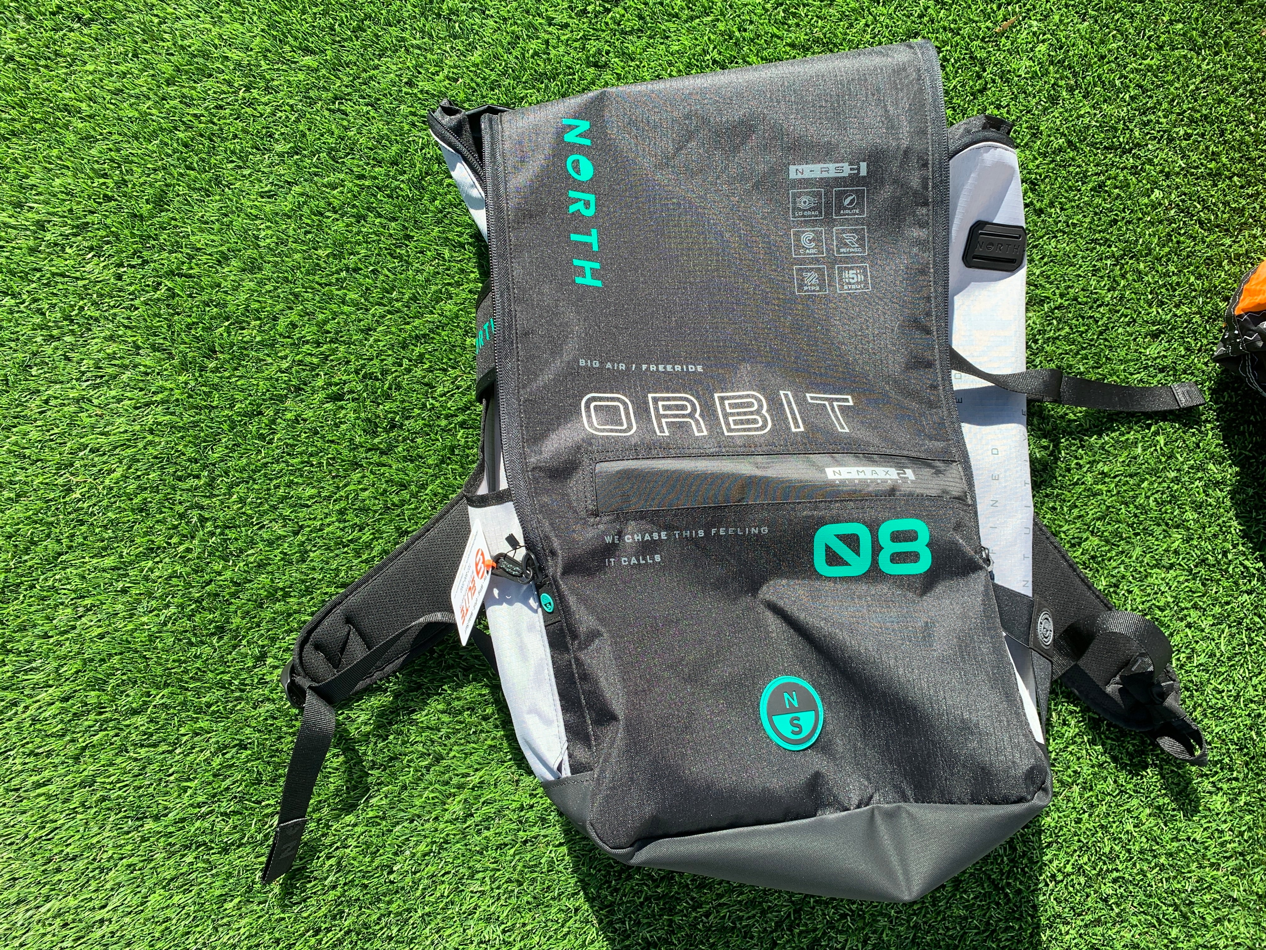 2026 North Orbit 8m Orange Demo