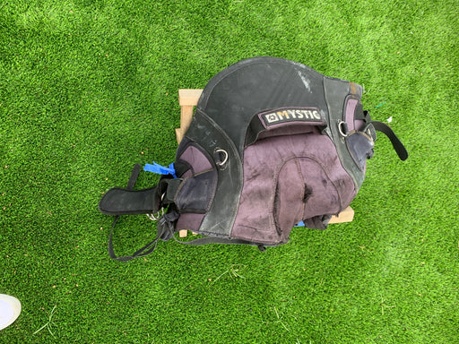 Mystic Driver Seat Harness L Used