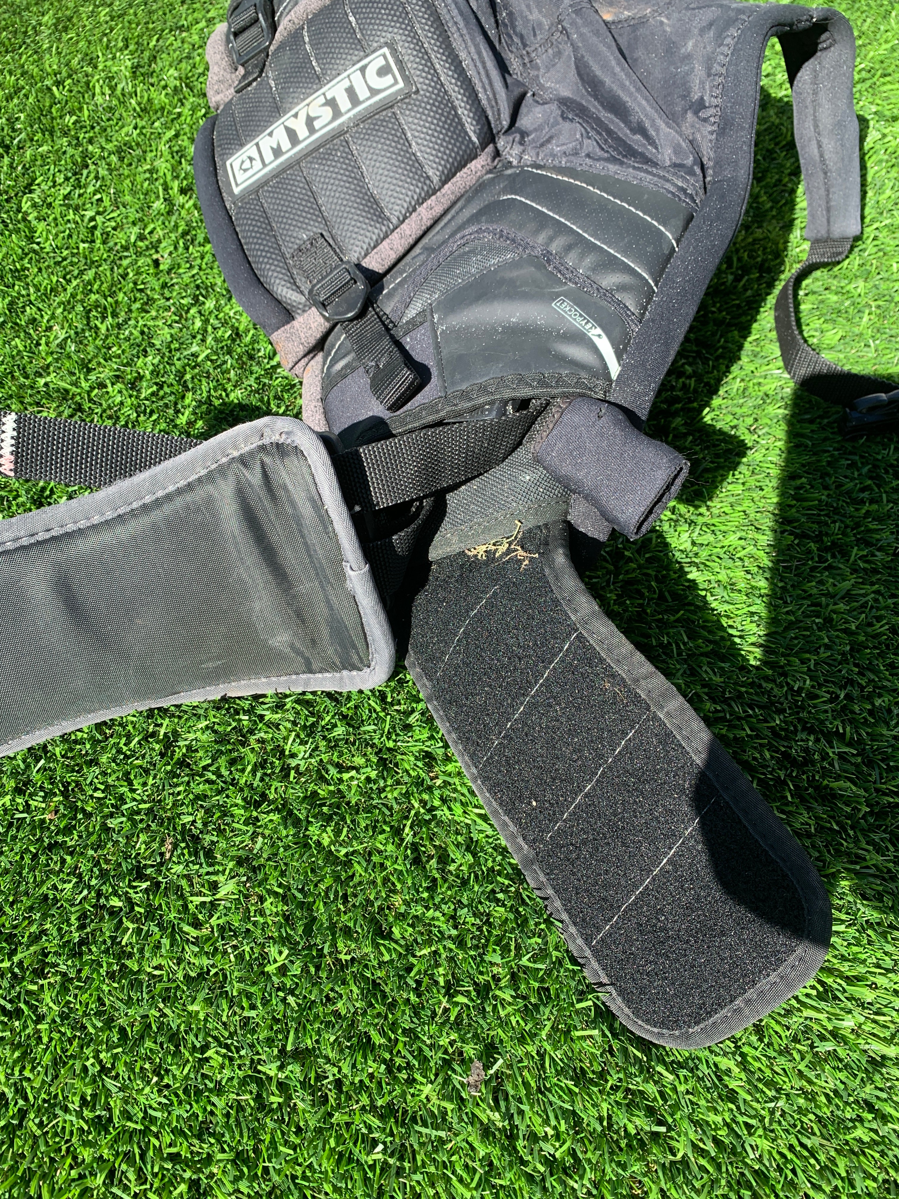 Mystic Driver Seat Harness M Used