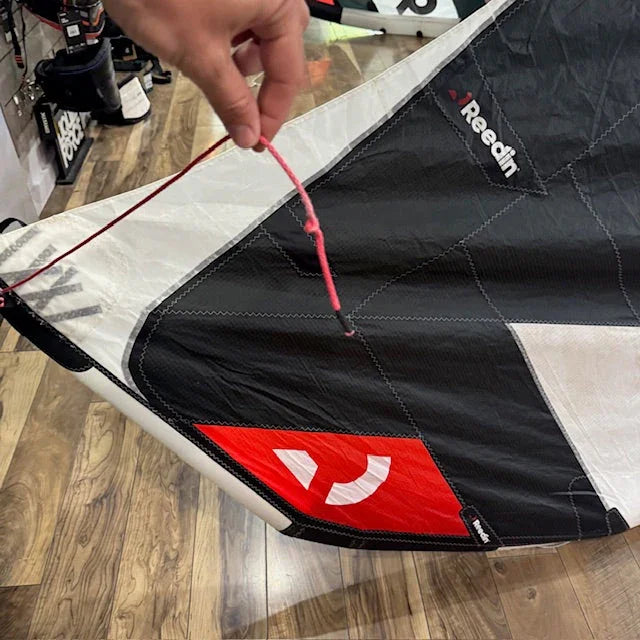 Reedin Supermodel HTF 9m Kite Used Black