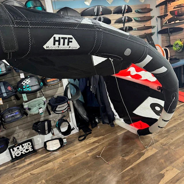 Reedin Supermodel HTF 9m Kite Used Black