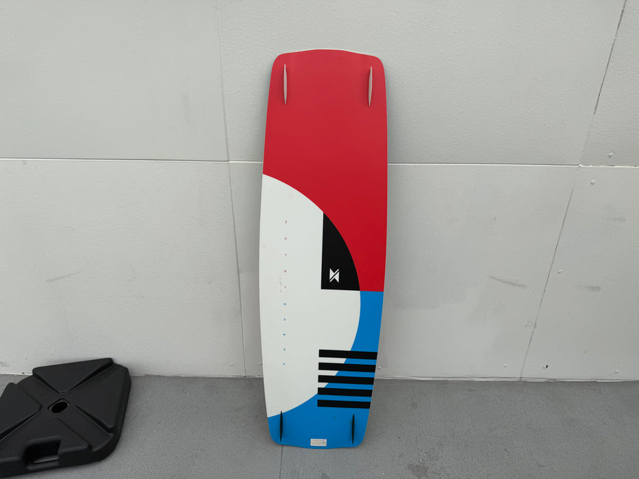 2020 Xenon 135cm Used Board