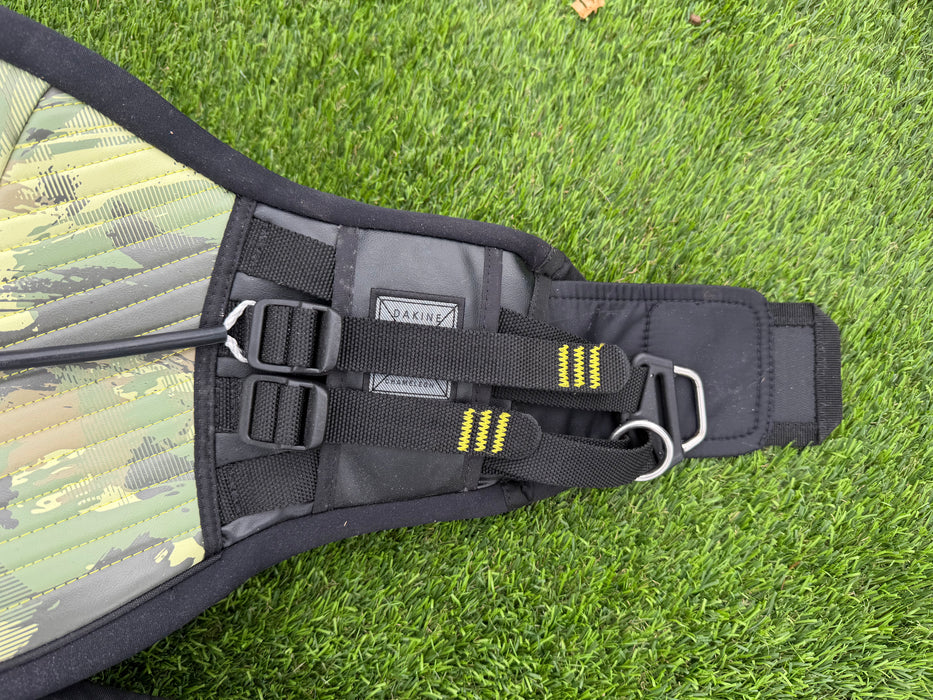 Used Harness, Dakine Chameleon Large
