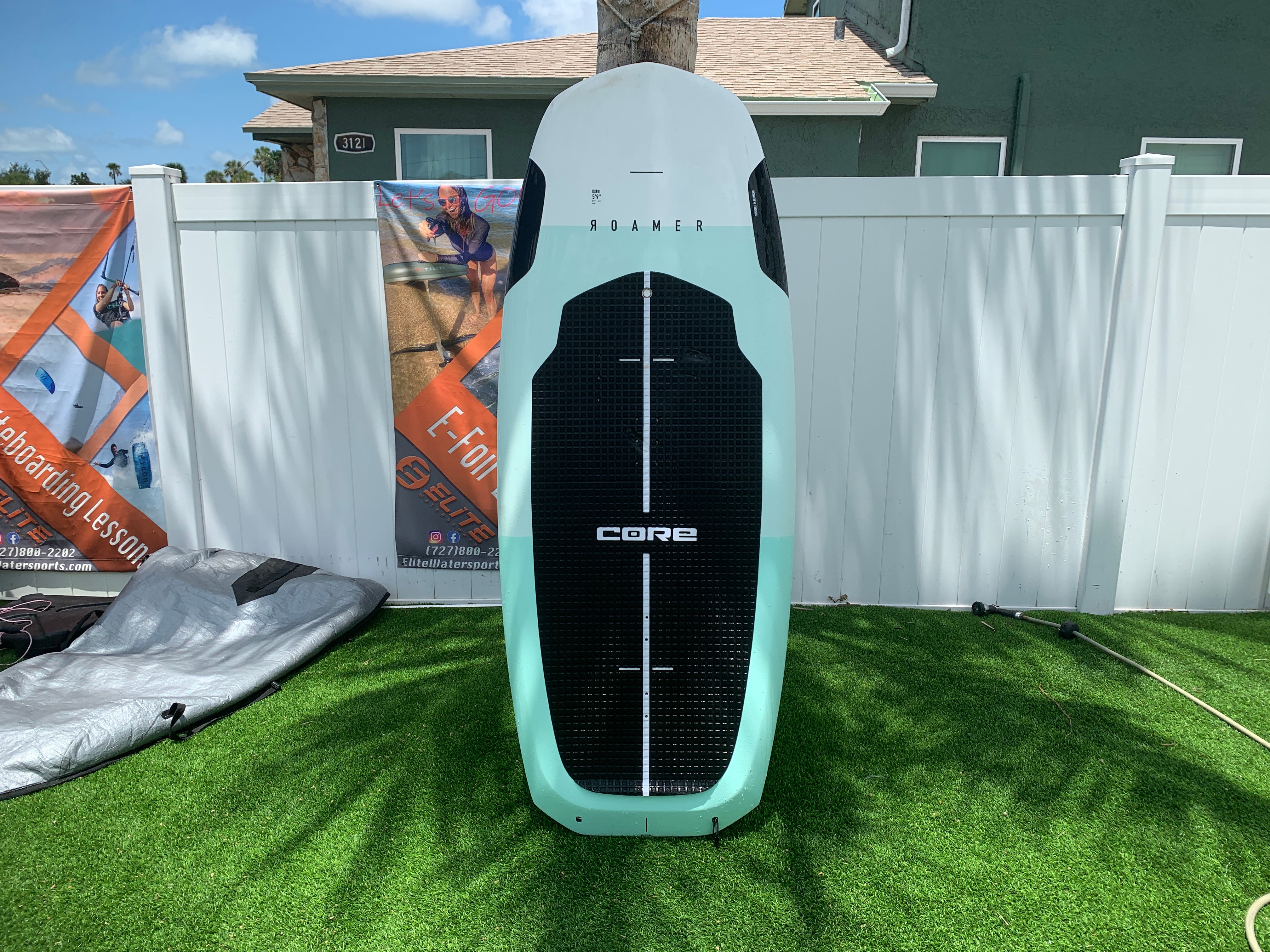 Core Roamer 110L Foilboard Used
