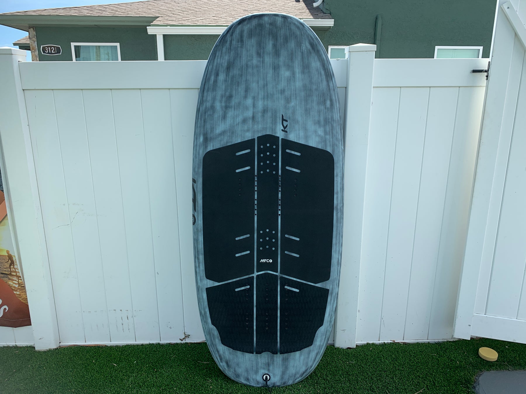 Used 6'4" 160L KT Wing Drifter Wingfoil Board