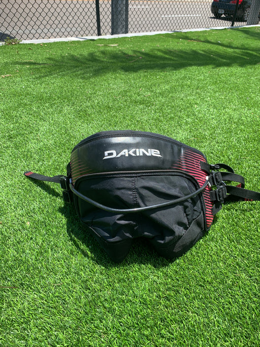 Used Medium Dakine Vega Seat Harness with Spreader bar
