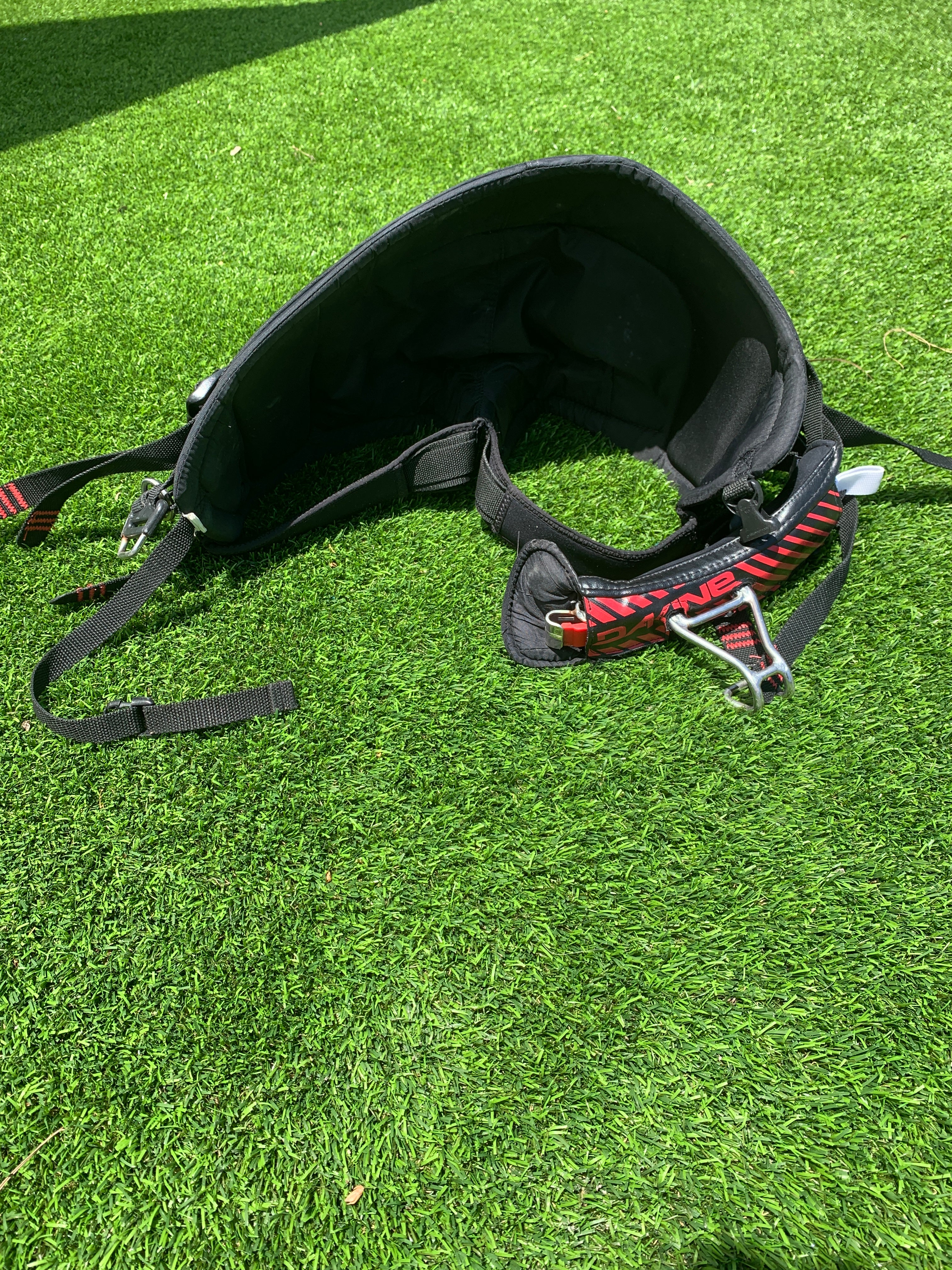 Used Medium Dakine Vega Seat Harness with Spreader bar