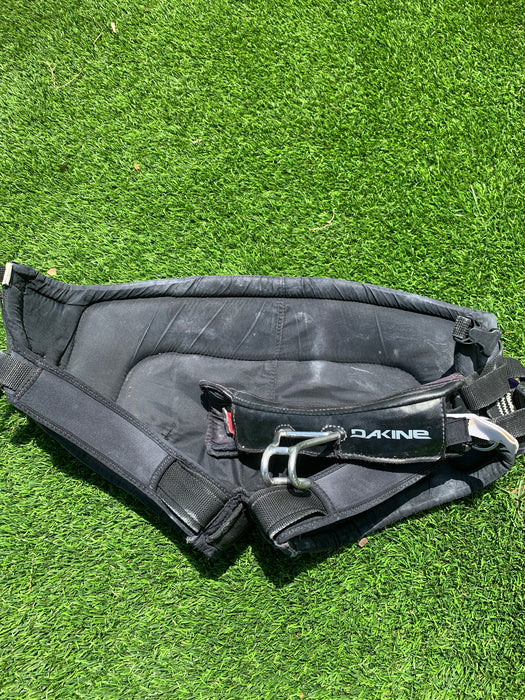 2021 Small Dakine Vega Seat Harness Used