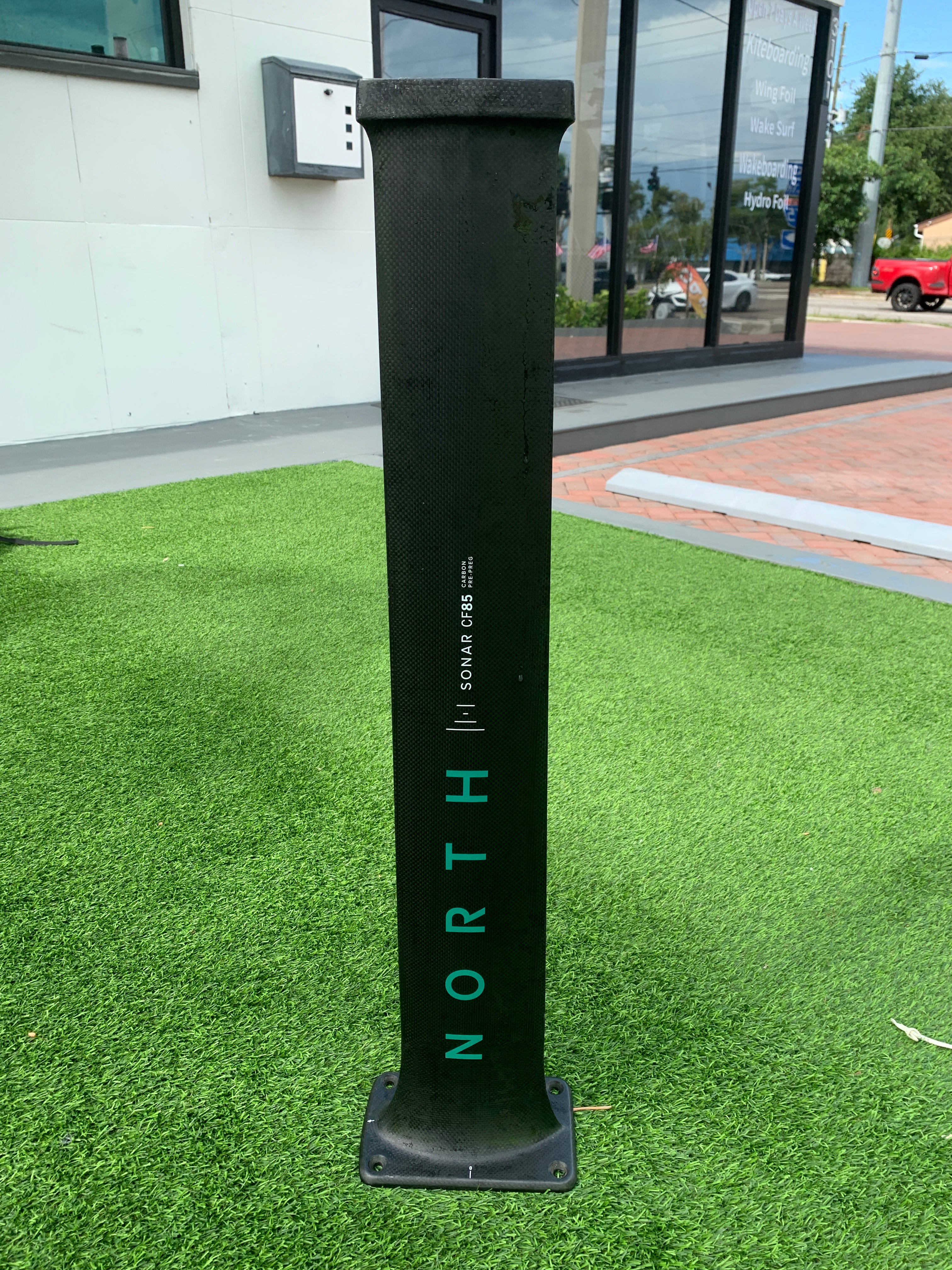 Used North Sonar CF85 Mast