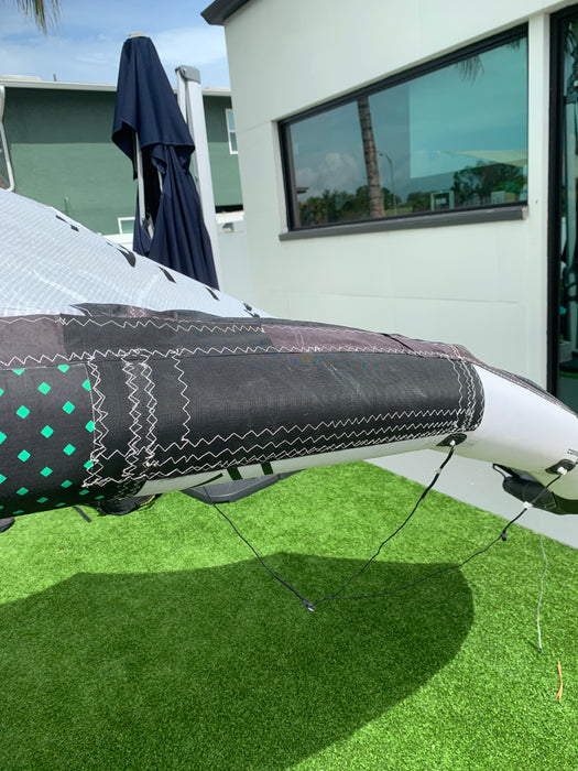 Core XR8 12m Kite White/Black Demo