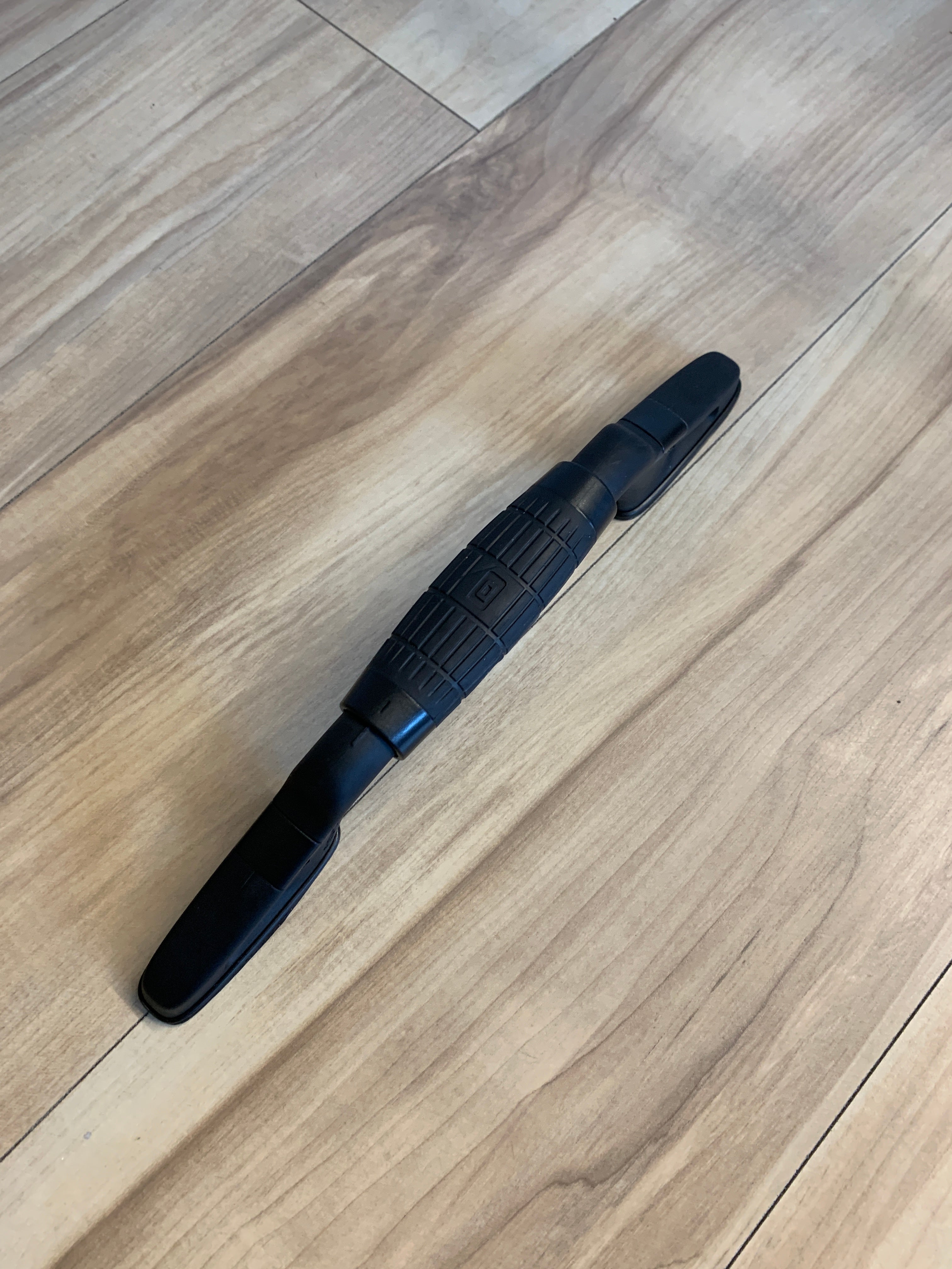 Core Carved Grab Handle Revo Like New