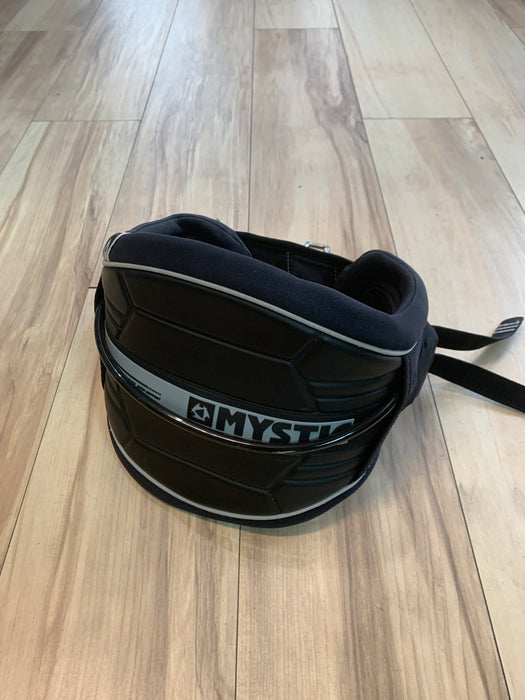 Mystic Arch Waist Harness w/ Dakine 8in Spreader Bar Used