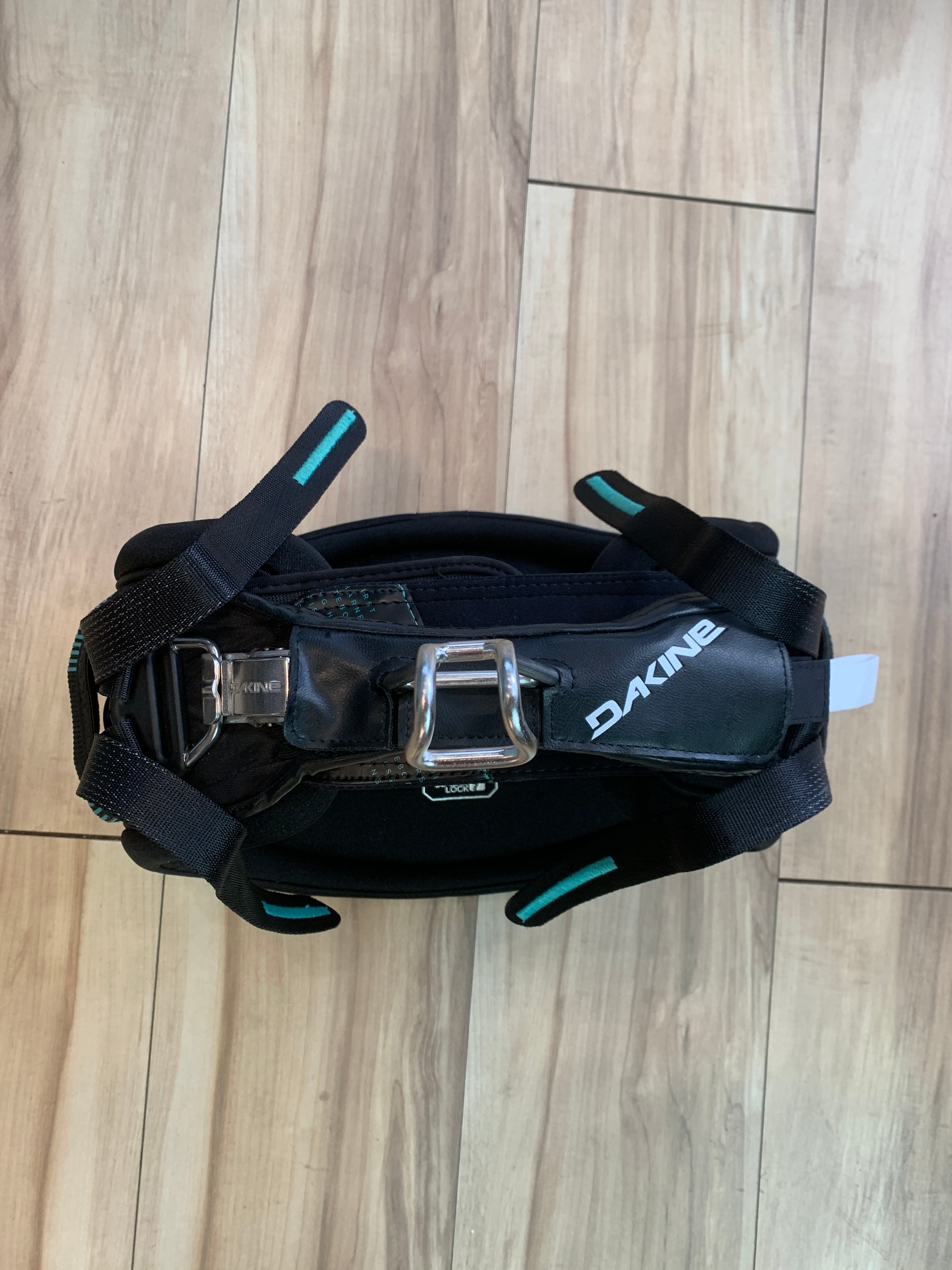 2019 Ride Engine Elite Series S Used with Dakine Spreader Bar