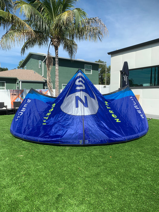 2025 North Reach 17m Blue Used