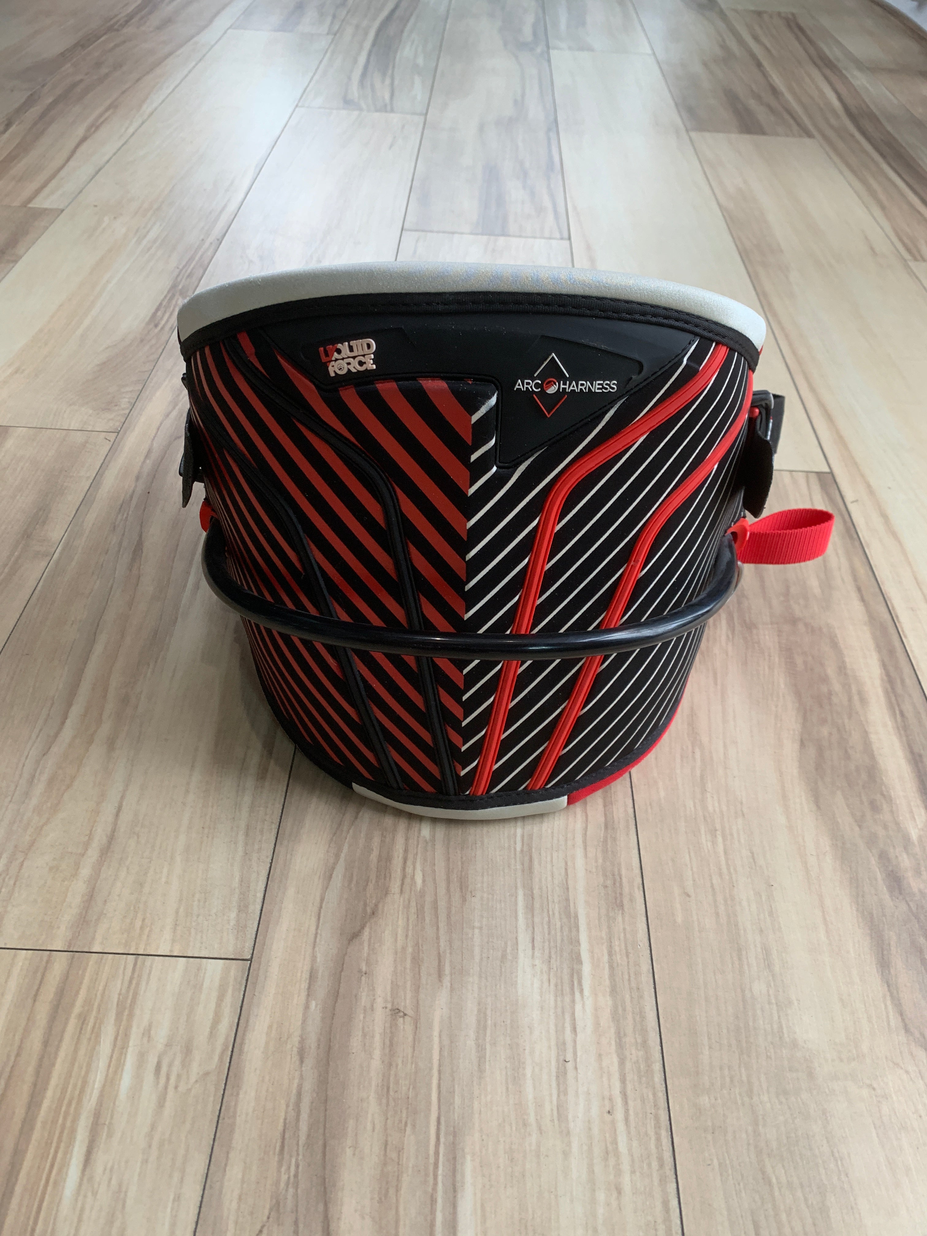 Liquid Force Arc Waist Harness XL Used