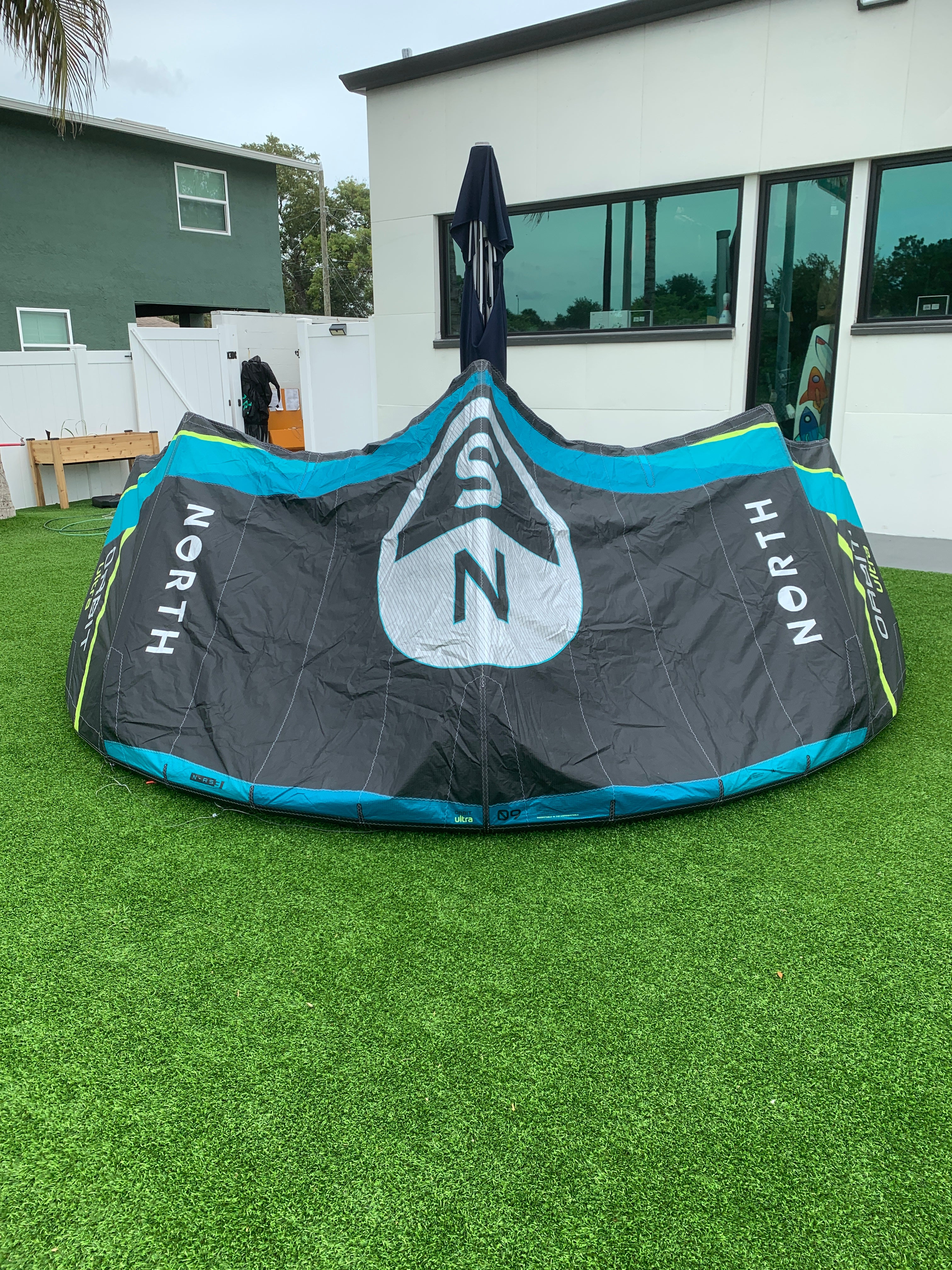 2027 North Orbit Ultra 9m Used