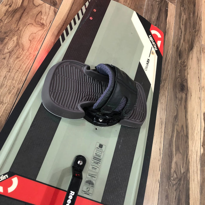 Reedin KevPro V4 Kiteboard 136x41.5 USED Complete