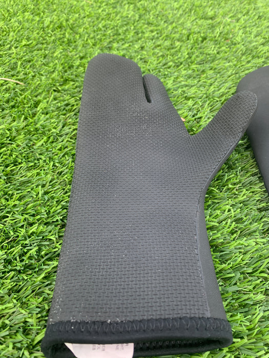 HyperFlex 5mm Claw Gloves Used