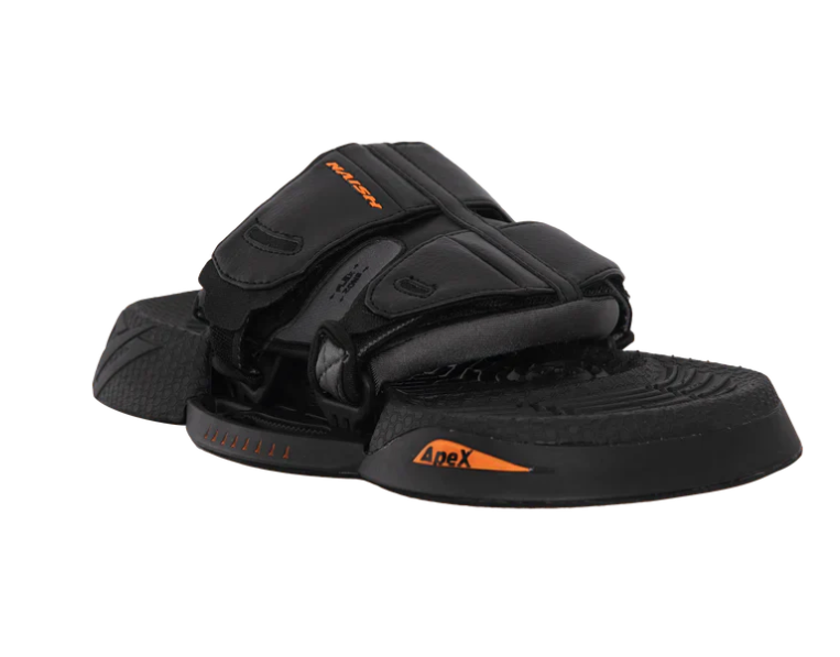 2025 Naish Pivot Package