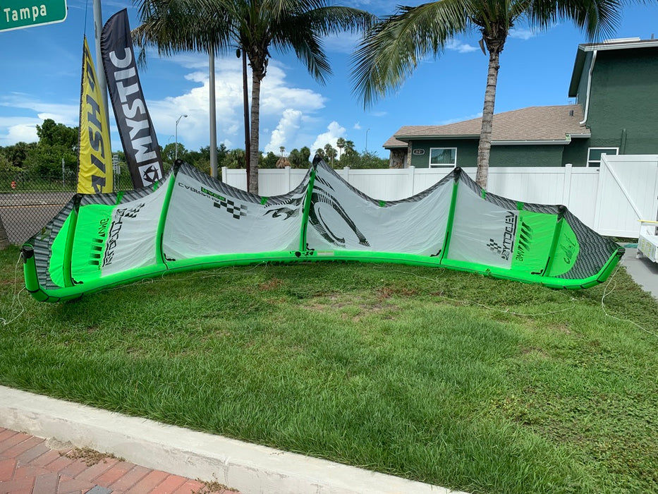 2014 Cabrinha Velocity 14m Kite Used