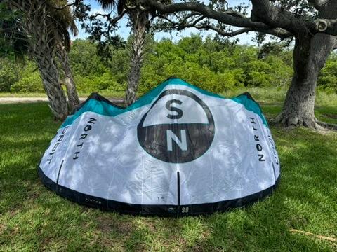 2025 North Orbit Pro White 9m Demo