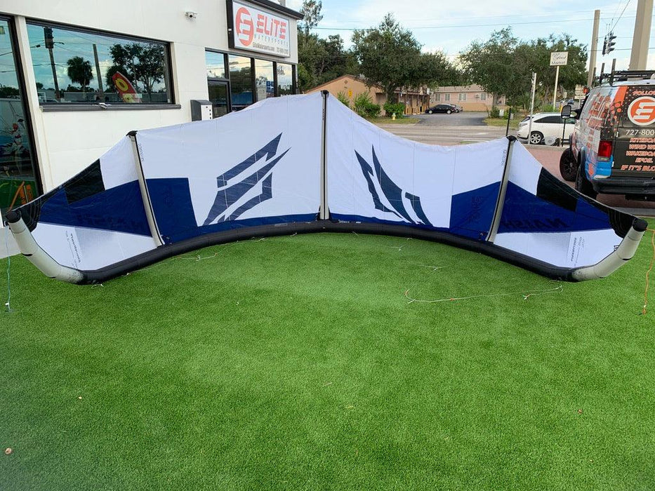 2026 Naish Pivot [Q] White 11 Demo25