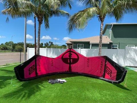 2025 North Reach Kite Rubine Red 8m Demo