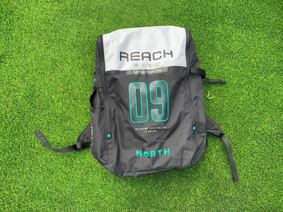 2025 North Reach Kite Rubine Red 9m Demo