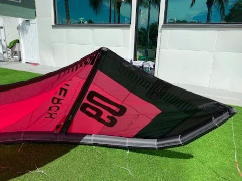 2025 North Reach Kite Rubine Red 9m Demo