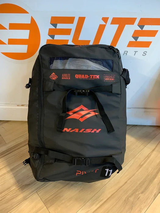 2026 Naish Pivot [Q] White 11 Demo25