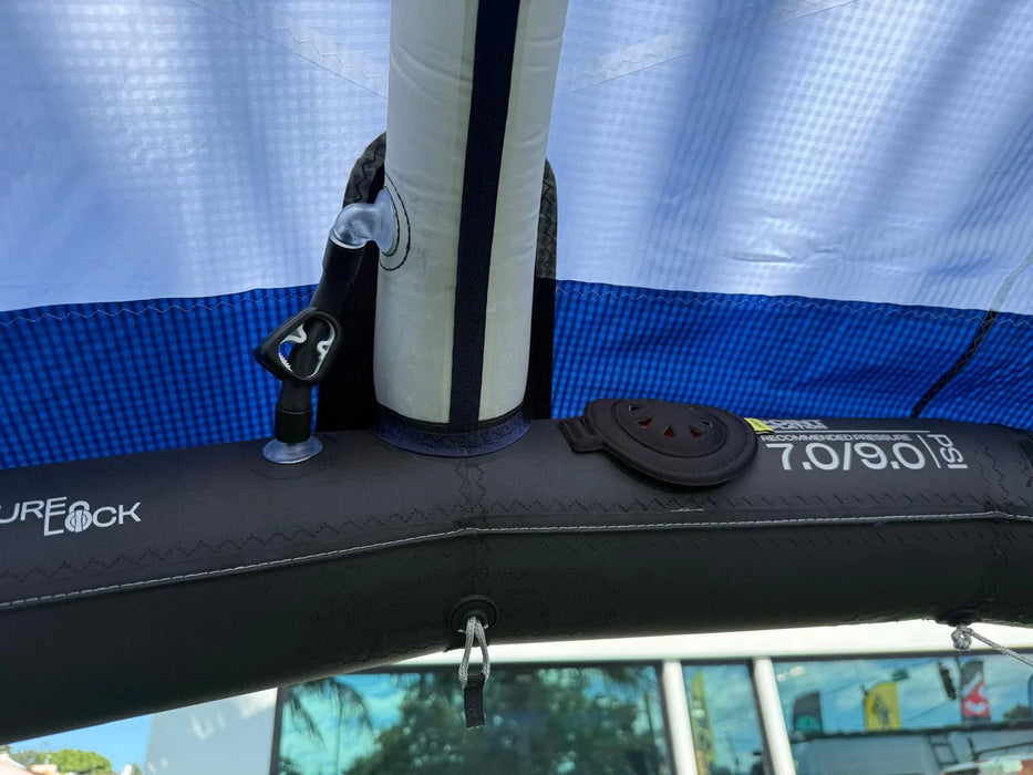 2026 Naish Pivot [Q] White 7 Demo25