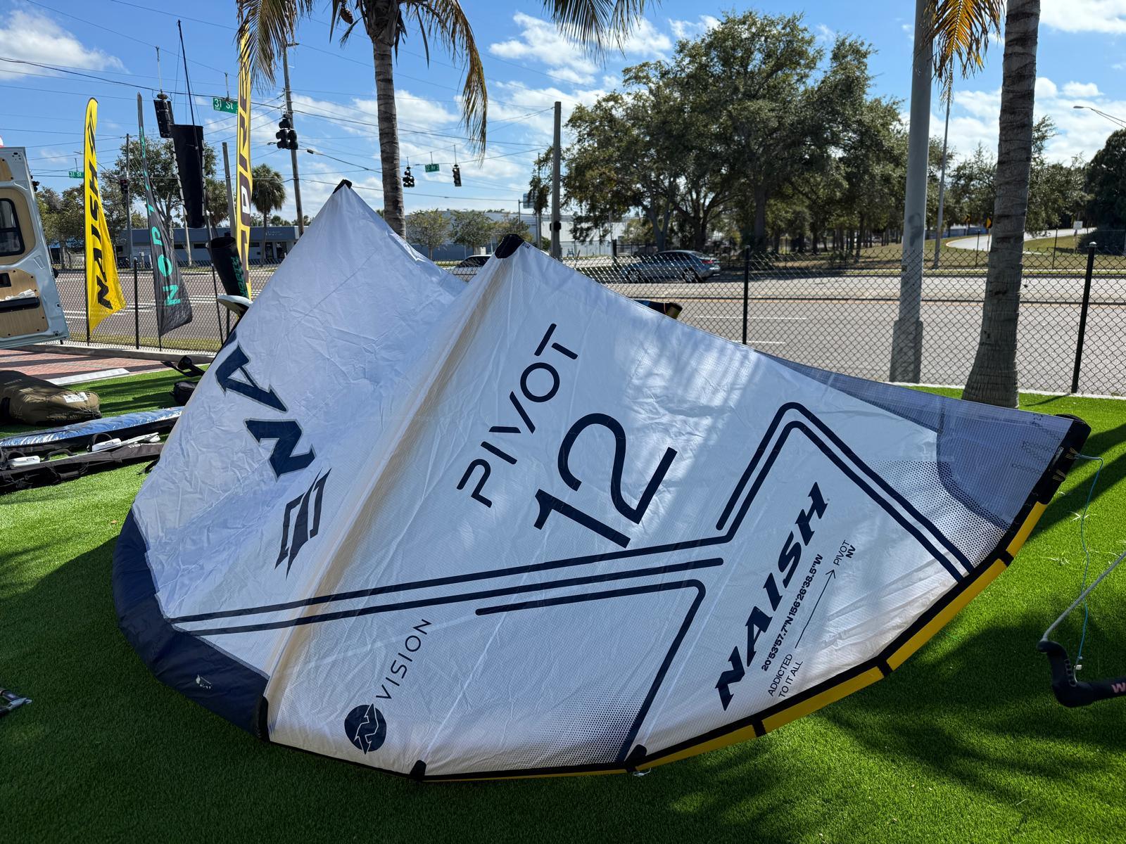 2026 naish pivot nvision demo 12m