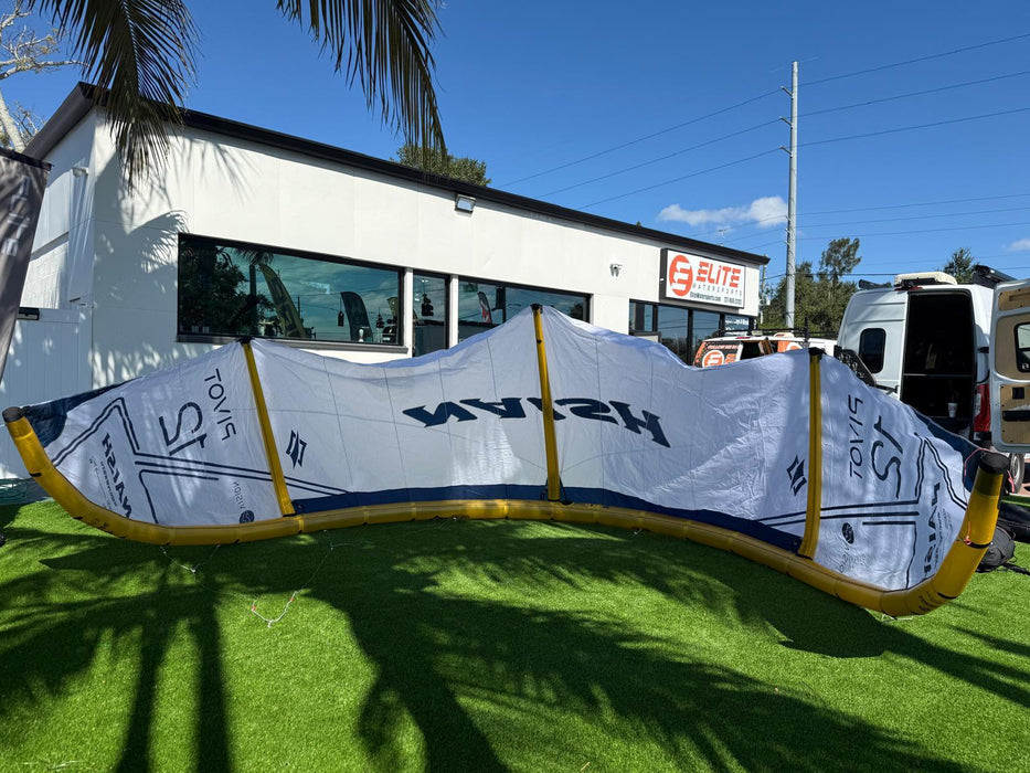 2026 naish pivot nvision demo 12m