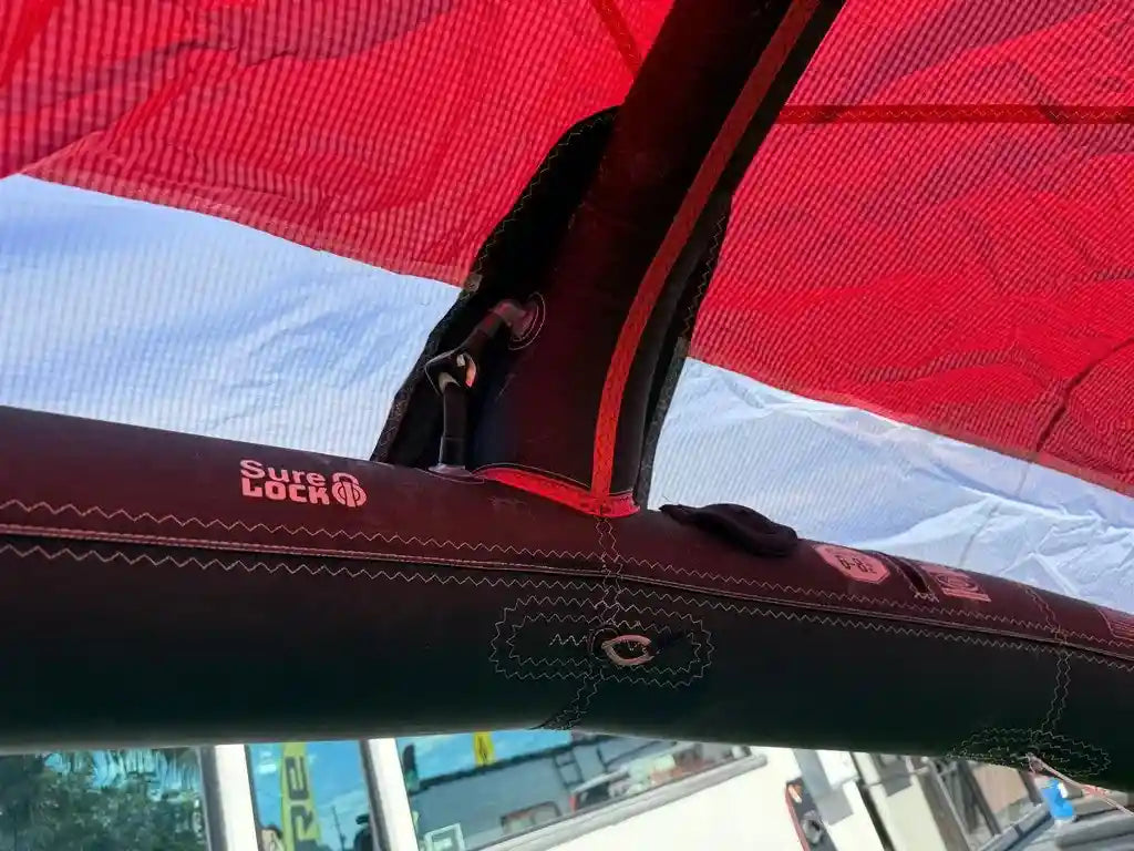 2025 Naish Pivot Red Kite 14m Demo