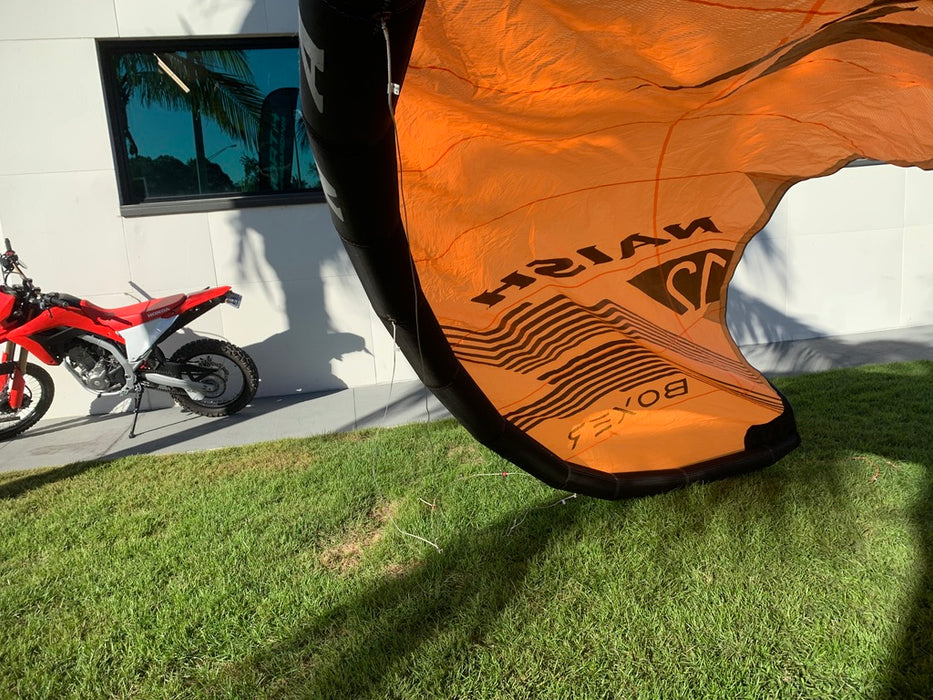 Naish S28 Boxer 12m Orange Demo #2